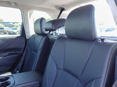 Used 2019 Subaru Forester Limited image 23