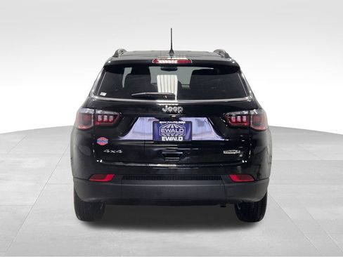Certified 2022 Jeep Compass Latitude image 19