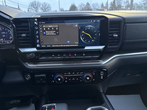 Used 2023 Chevrolet Silverado 1500 LT w/ Z71 Off-Road Package image 25