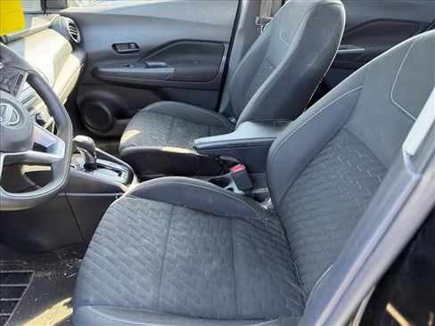 Used 2022 Nissan Kicks S image 5