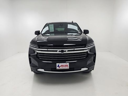 Used 2022 Chevrolet Tahoe LT w/ LT Signature Package image 3