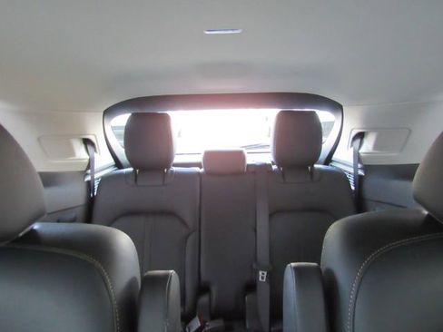 Used 2025 MAZDA CX-90 3.3 Turbo w/ Preferred Package image 36