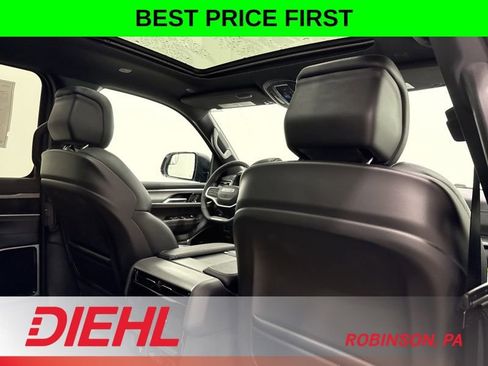 New 2026 Jeep Grand Wagoneer Limited AWD/4WD image 15