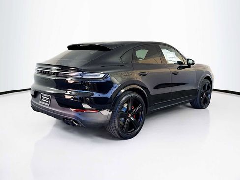 New 2026 Porsche Cayenne S image 9