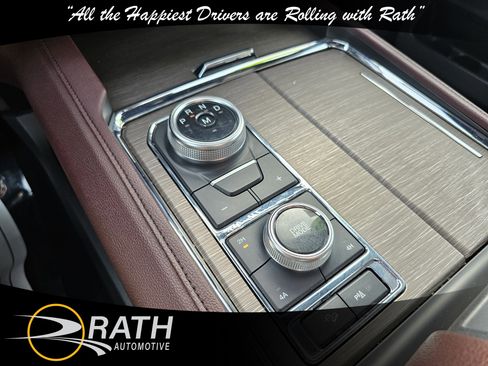 Used 2024 Ford Expedition Max Limited image 18