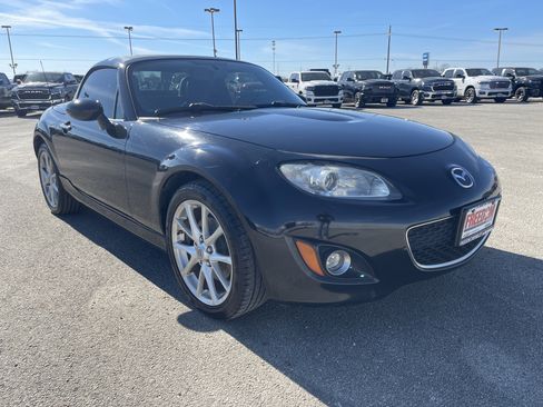 Used 2011 MAZDA MX-5 Miata Touring image 2