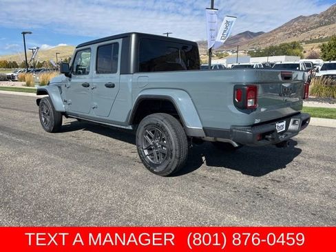 New 2025 Jeep Gladiator Sport AWD/4WD image 6