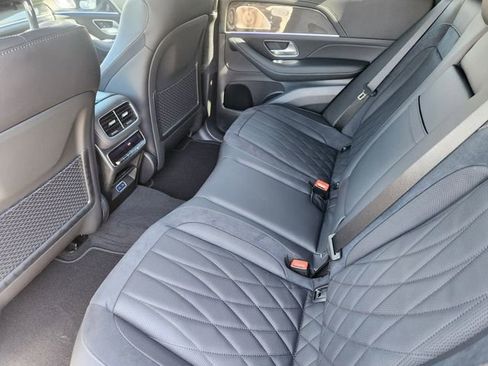 New 2026 Mercedes-Benz GLE 63 AMG S image 12