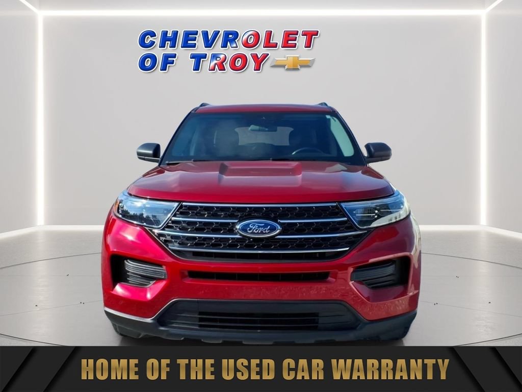 Used 2021 Ford Explorer XLT w/ Class III Trailer Tow Package AWD/4WD image 2