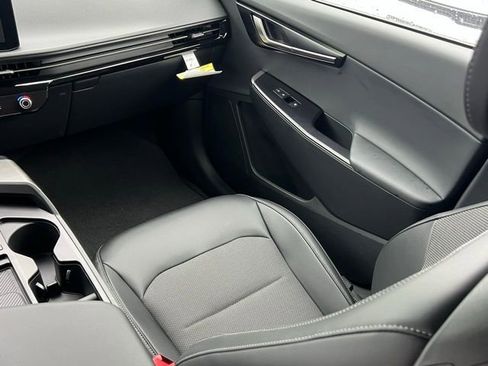 New 2025 Kia EV6 Light w/ Light LR Technology Package image 18
