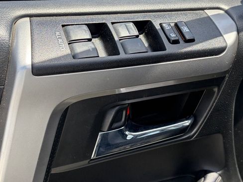 Used 2021 Toyota 4Runner SR5 AWD/4WD image 6