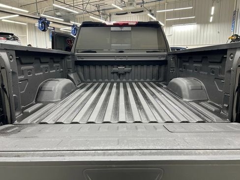 Used 2025 Chevrolet Silverado 2500 High Country w/ Z71 Off-Road Package AWD/4WD image 30