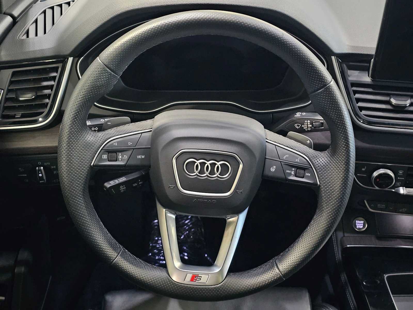 Used 2024 Audi Q5 e Premium Plus AWD/4WD image 20