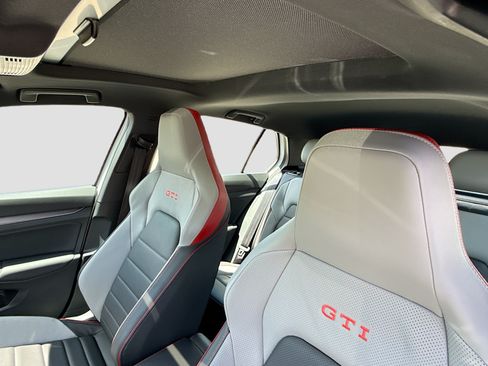 Used 2025 Volkswagen GTI Autobahn FWD image 26