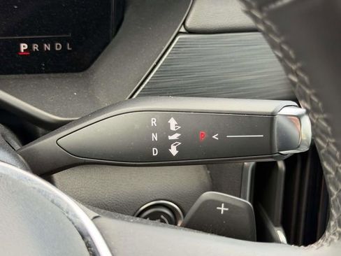 Used 2025 GMC Acadia Elevation FWD image 31