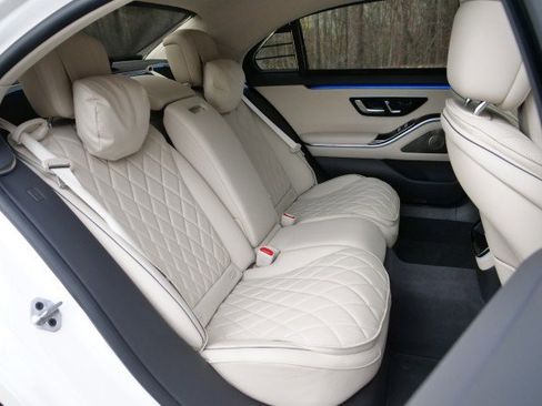 Used 2023 Mercedes-Benz S 580 4MATIC Sedan image 49