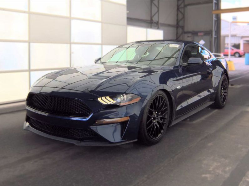 Used 2020 Ford Mustang GT RWD image 3