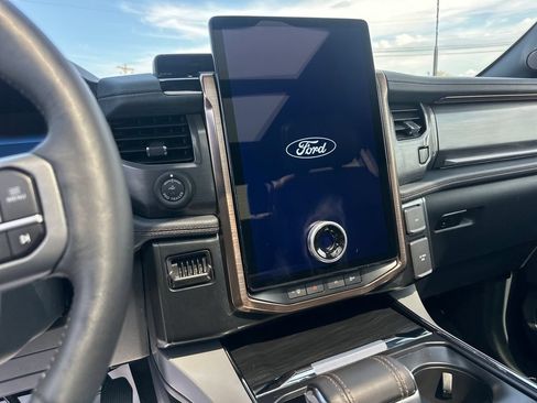Used 2024 Ford F150 Lightning Lariat AWD/4WD image 24