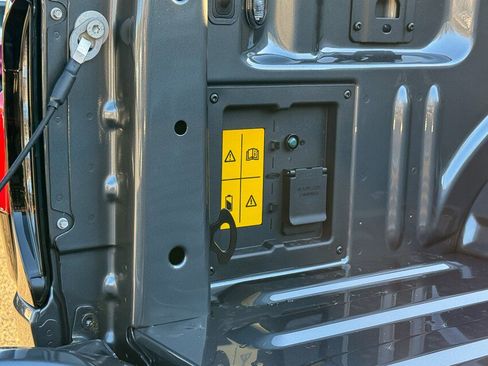 New 2025 Ford F150 Lightning Lariat image 20