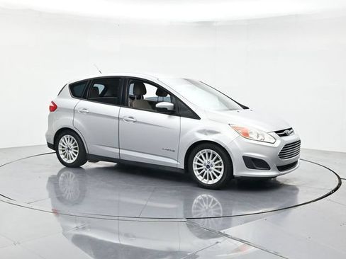 Used 2016 Ford C-MAX SE w/ Equipment Group 201A FWD image 3