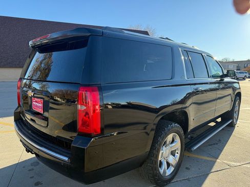 Used 2015 Chevrolet Suburban LTZ image 9