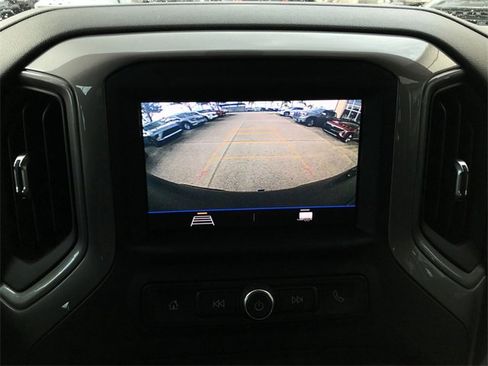 Used 2021 Chevrolet Silverado 1500 Custom image 8