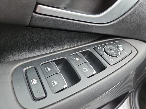 Used 2025 Hyundai Sonata SEL FWD image 22