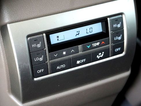 Used 2017 Lexus GX 460 image 28