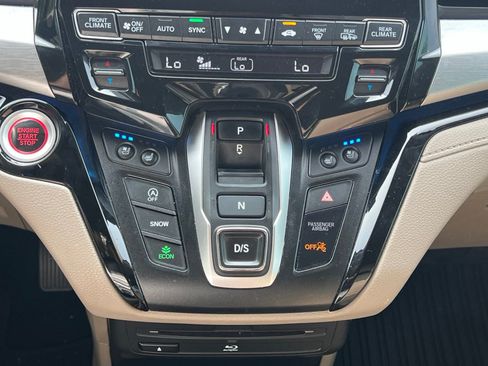 Used 2020 Honda Odyssey Elite image 34