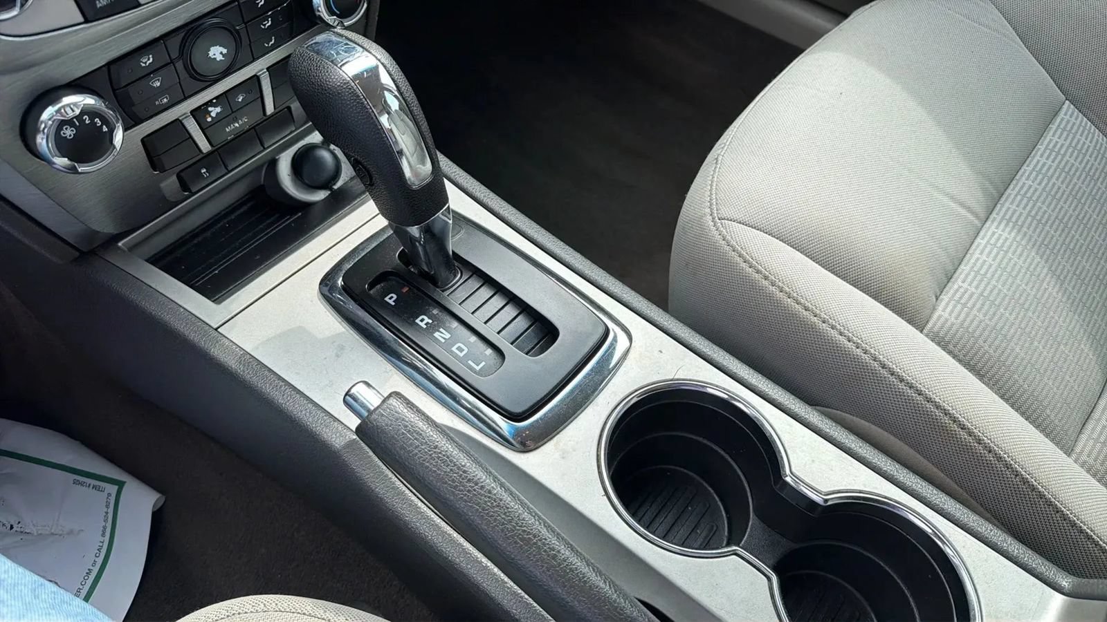 Used 2010 Ford Fusion SE FWD image 15