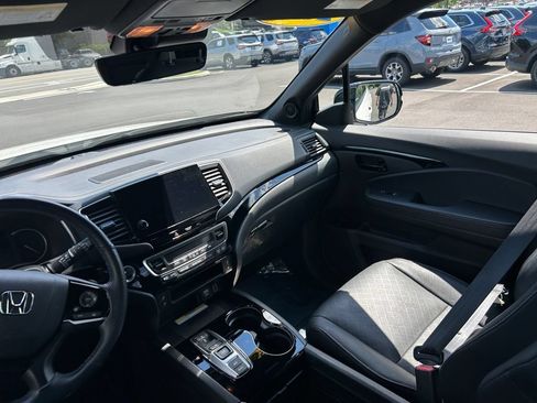 Used 2023 Honda Passport Elite image 22