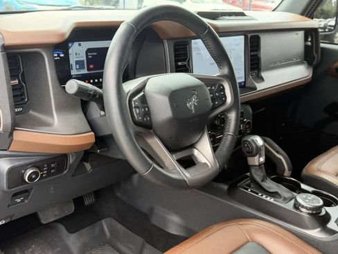Used 2024 Ford Bronco Outer Banks AWD/4WD image 17