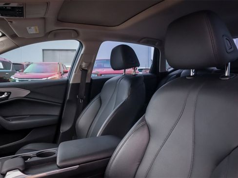 Used 2022 Acura TLX image 10