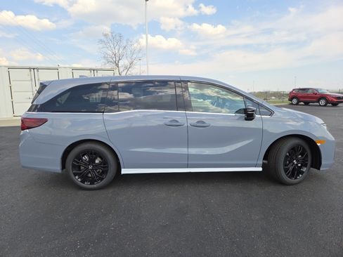 New 2026 Honda Odyssey Sport-L image 17