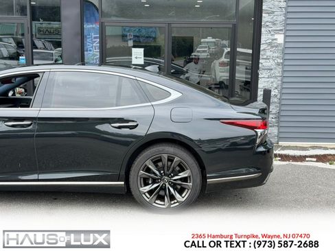 Used 2018 Lexus LS 500 F Sport w/ Accessory Package (Z1) AWD/4WD image 16