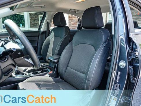 Used 2019 Kia Forte LXS FWD image 20