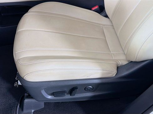 Used 2023 INFINITI QX60 Luxe w/ Cargo Package AWD/4WD image 15