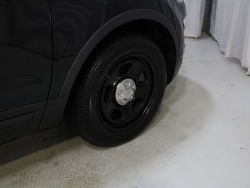 Used 2017 Ford Explorer 4WD Police Interceptor image 24