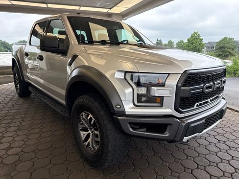 Used 2018 Ford F150 Raptor AWD/4WD image 4