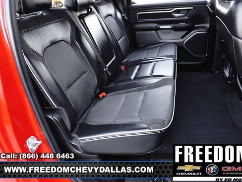 Used 2024 RAM 1500 Laramie image 12