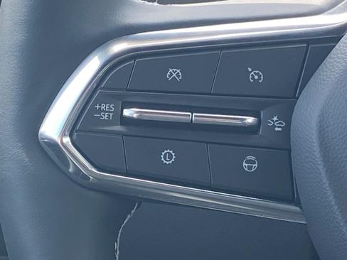 New 2026 Chevrolet Traverse Z71 w/ Enhanced Driving Package AWD/4WD image 7