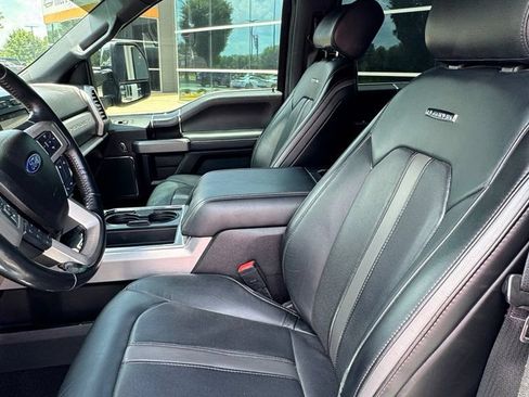 Used 2019 Ford F450 Platinum AWD/4WD image 14