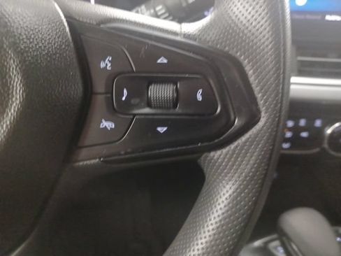 Used 2024 Chevrolet Trax LT FWD image 20