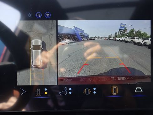 New 2027 Chevrolet Equinox RS w/ Safety and Technology Package AWD/4WD image 19