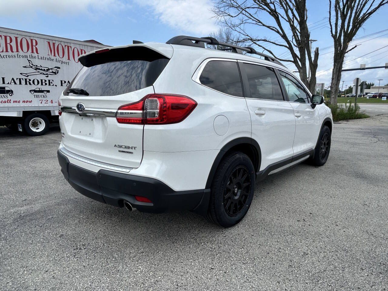 Used 2021 Subaru Ascent Limited w/ Technology Package AWD/4WD image 5