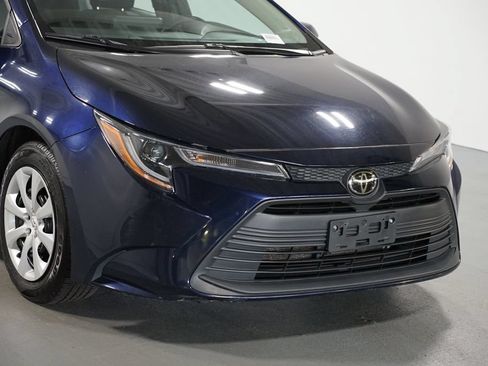 Used 2024 Toyota Corolla LE FWD image 4