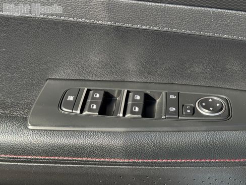 Used 2022 Kia Forte GT image 17