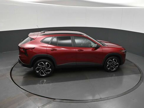 Used 2025 Chevrolet Trax RS w/ Driver Confidence Package image 17