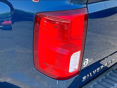 Used 2017 Chevrolet Silverado 1500 High Country AWD/4WD image 32
