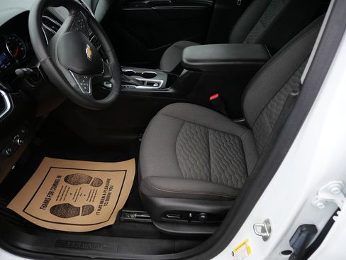 Used 2020 Chevrolet Equinox LT image 10